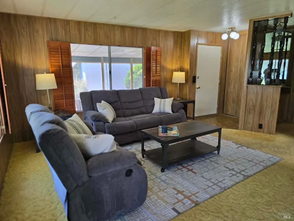 246 Parque Cabana Rohnert Park, CA 94928