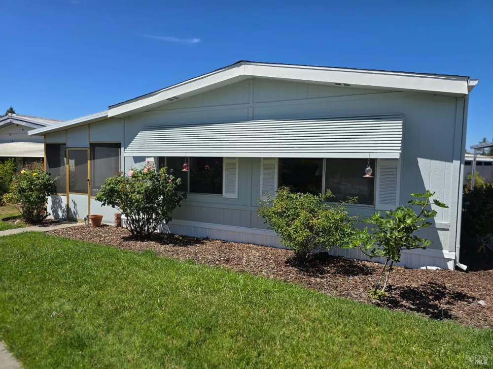 246 Parque Cabana Rohnert Park, CA 94928