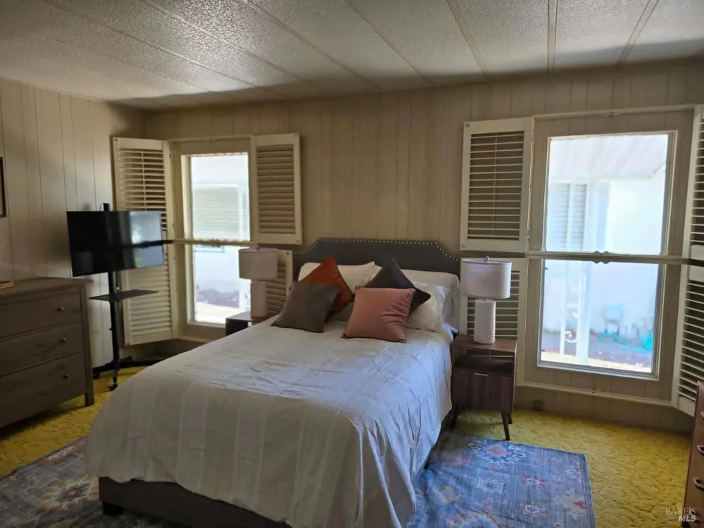 246 Parque Cabana Rohnert Park, CA 94928