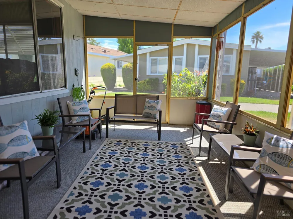 246 Parque Cabana Rohnert Park, CA 94928