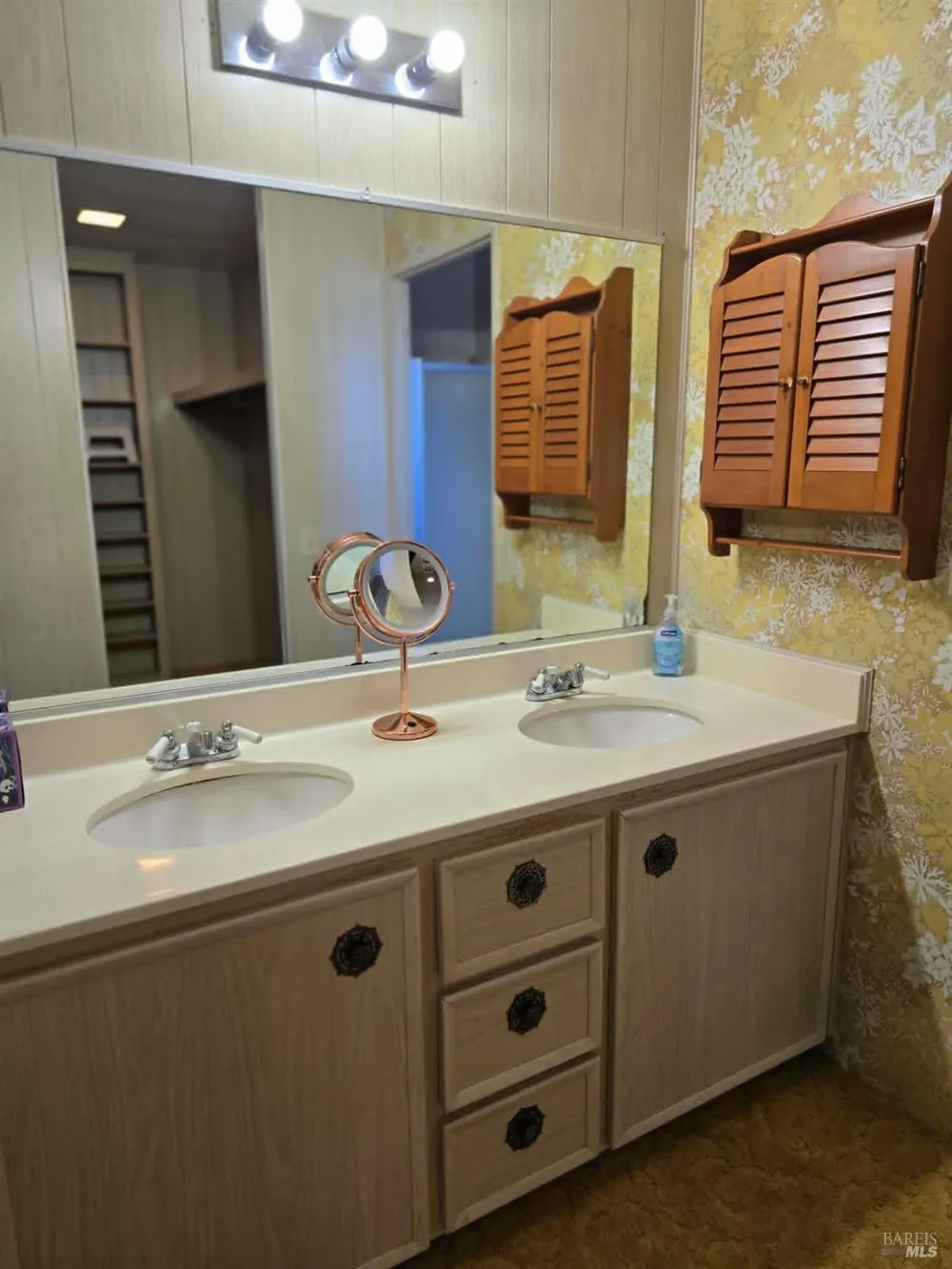 246 Parque Cabana Rohnert Park, CA 94928