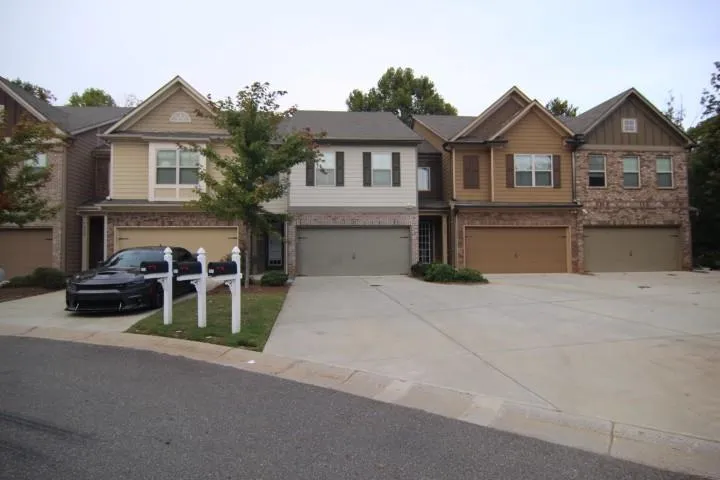 5850 Vinyard Lane Cumming, GA 30041