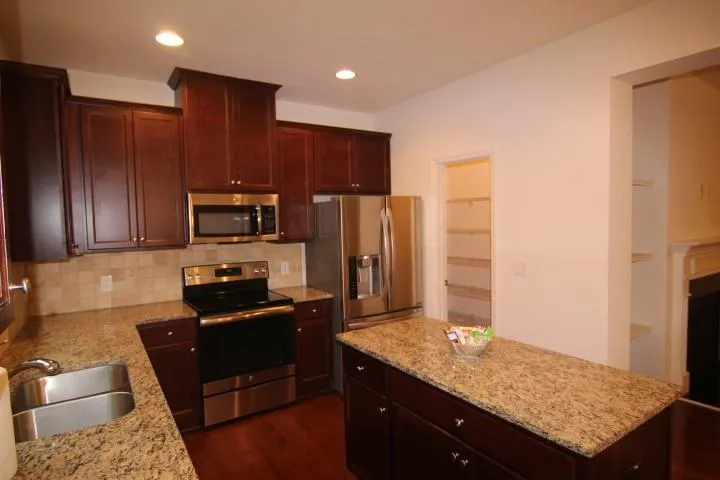 5850 Vinyard Lane Cumming, GA 30041