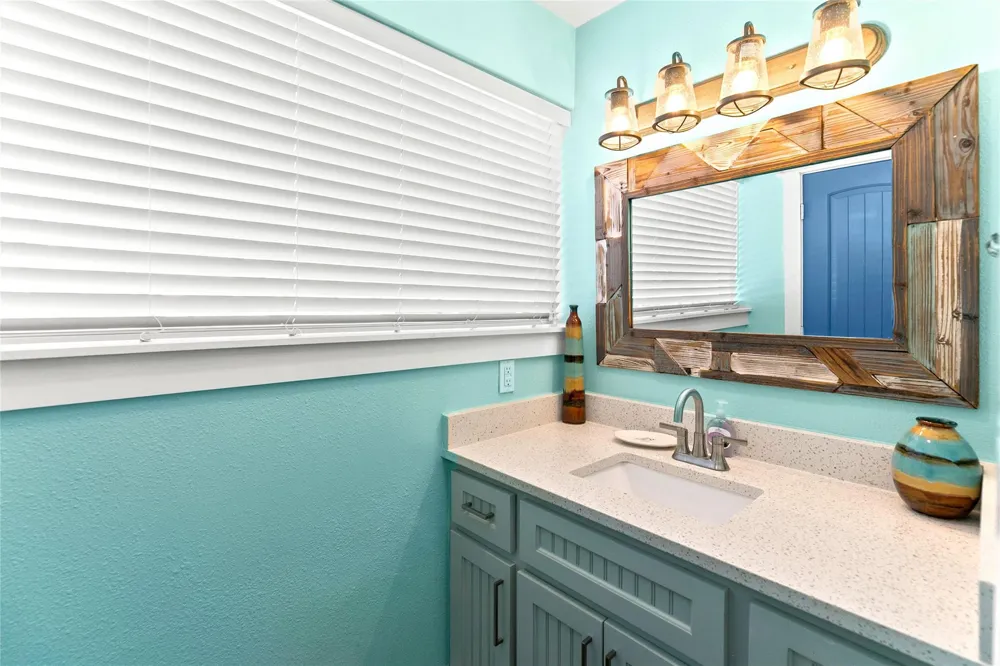 319 Pompano Lane Surfside Beach, TX 77541