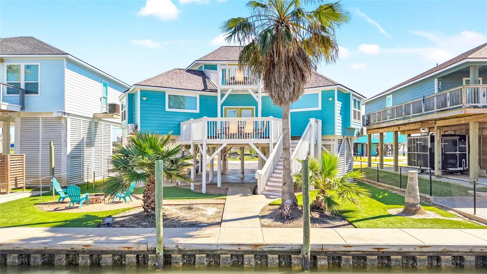 319 Pompano Lane Surfside Beach, TX 77541