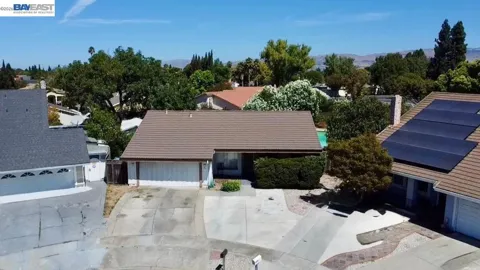 1107 Yerba Buena Rd