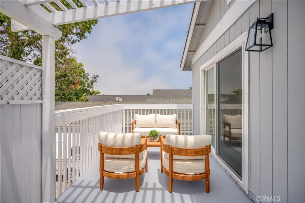1215 S 16th Grover Beach, CA 93433