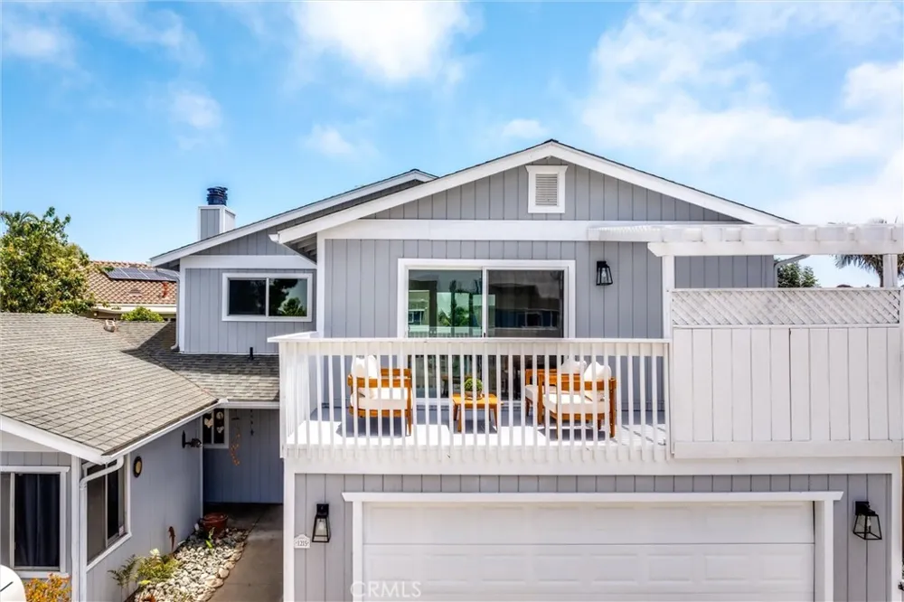 1215 S 16th Grover Beach, CA 93433