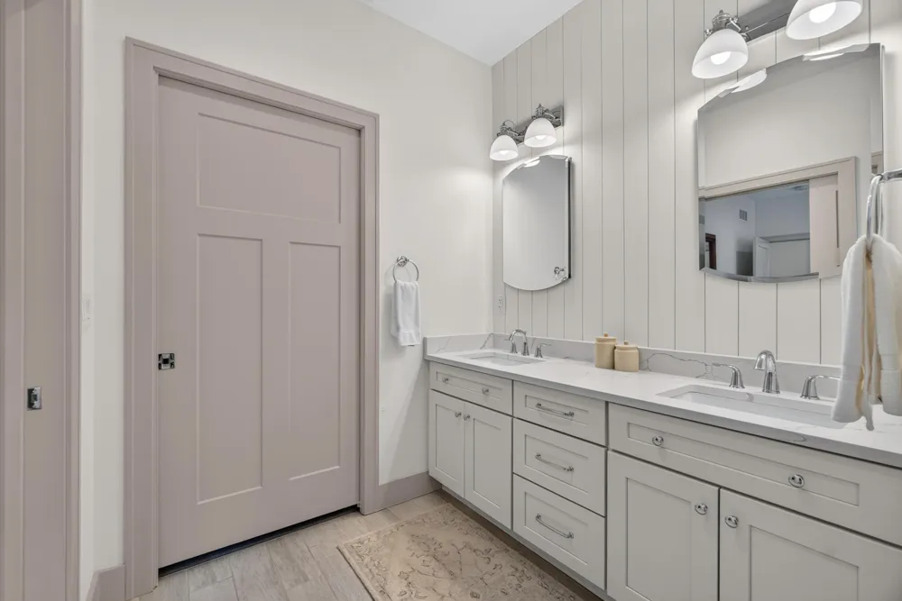 11174 Easton Road Rives Township, MI 49277