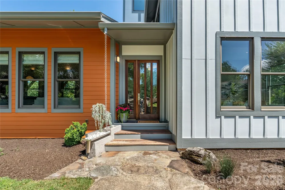 31 Grey River Run Woodfin, NC 28804