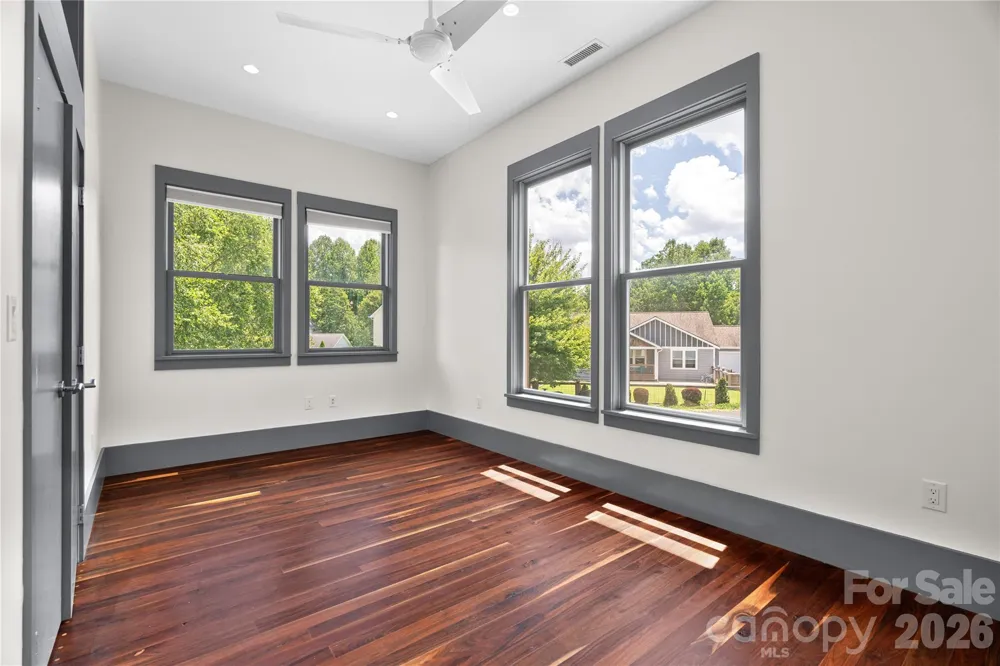 31 Grey River Run Woodfin, NC 28804