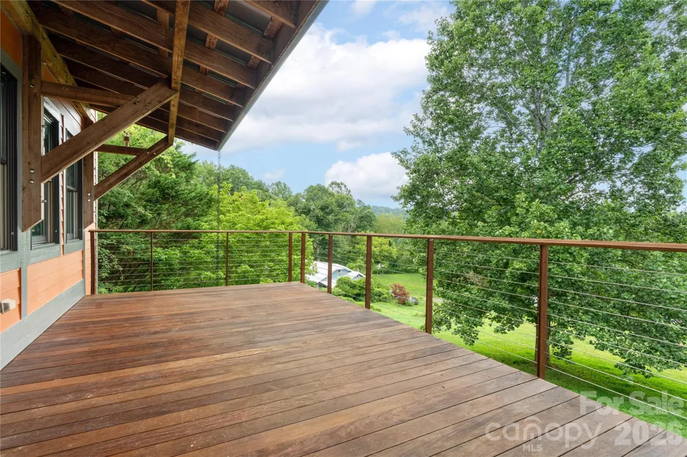 31 Grey River Run Woodfin, NC 28804