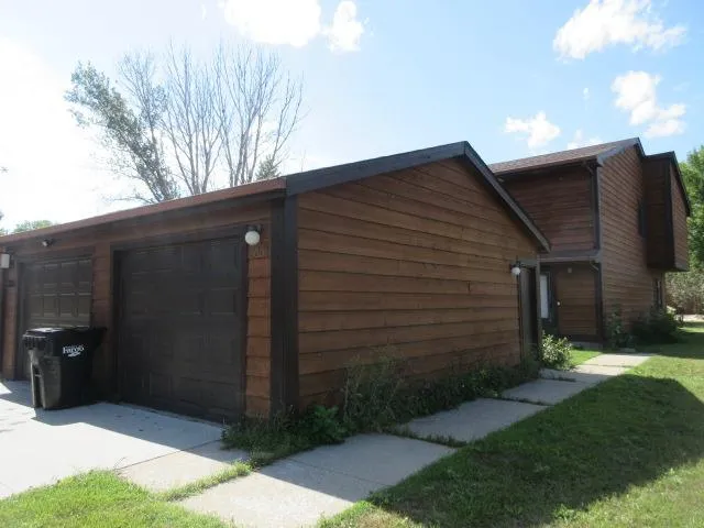 2001 Park Boulevard S Fargo, ND 58103