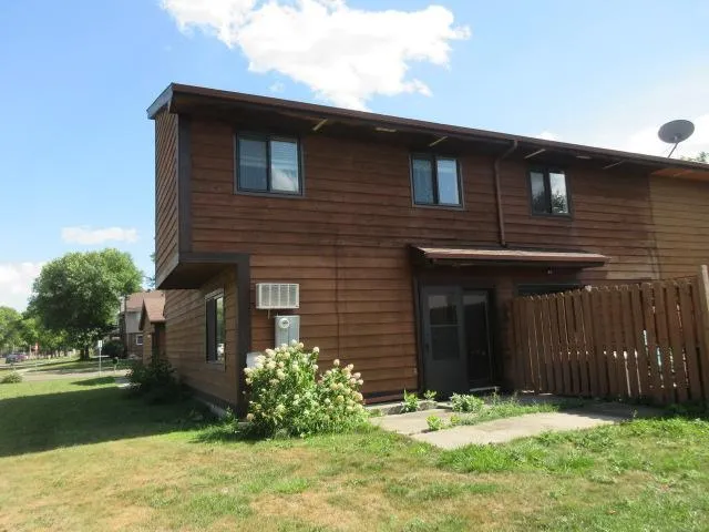 2001 Park Boulevard S Fargo, ND 58103