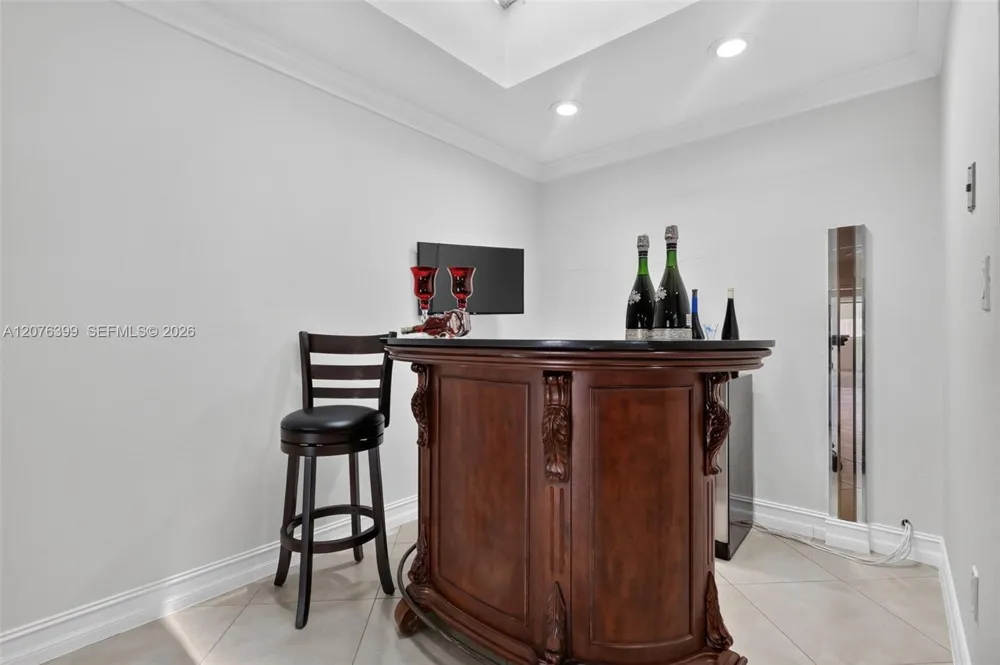 8936 SW 11th St Miami, FL 33174