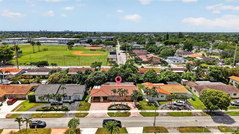 8936 SW 11th St Miami, FL 33174