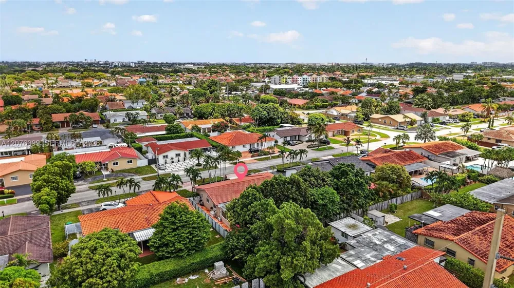 8936 SW 11th St Miami, FL 33174
