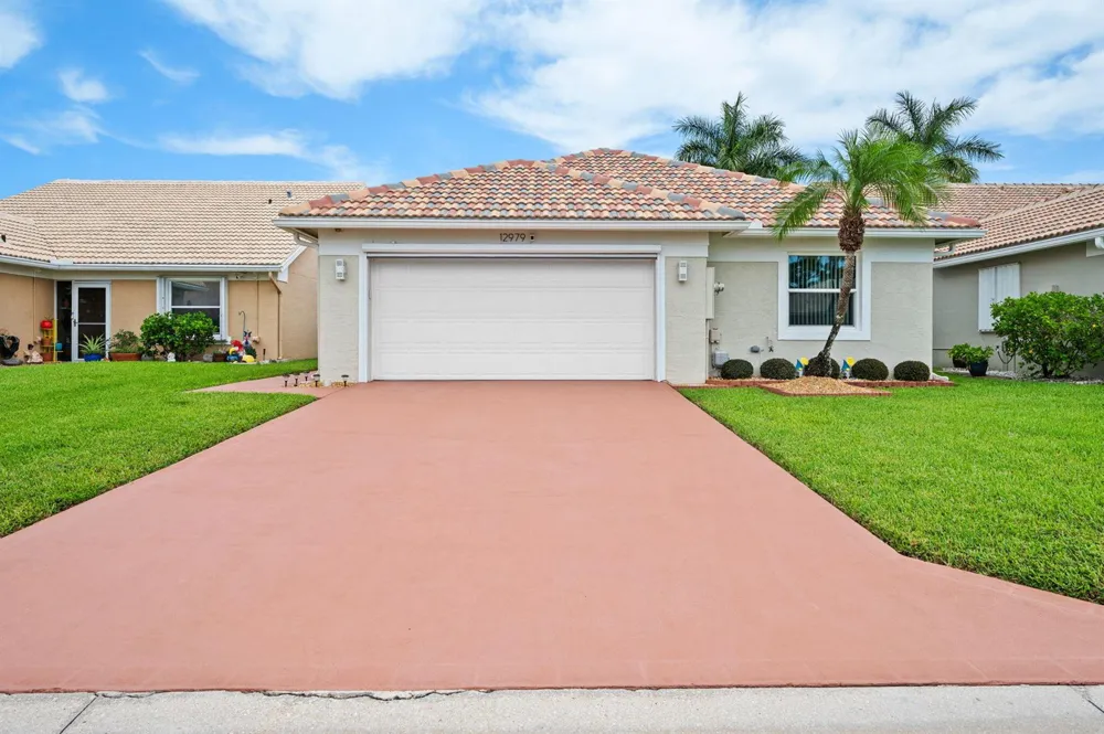12979 Hampton Lakes Circle Boynton Beach, FL 33436