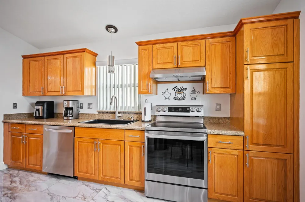 12979 Hampton Lakes Circle Boynton Beach, FL 33436