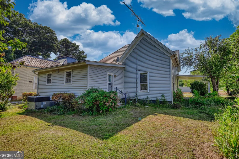 706 S Railroad ST Shady Dale, GA 31085
