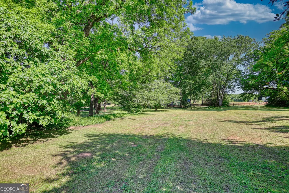 706 S Railroad ST Shady Dale, GA 31085