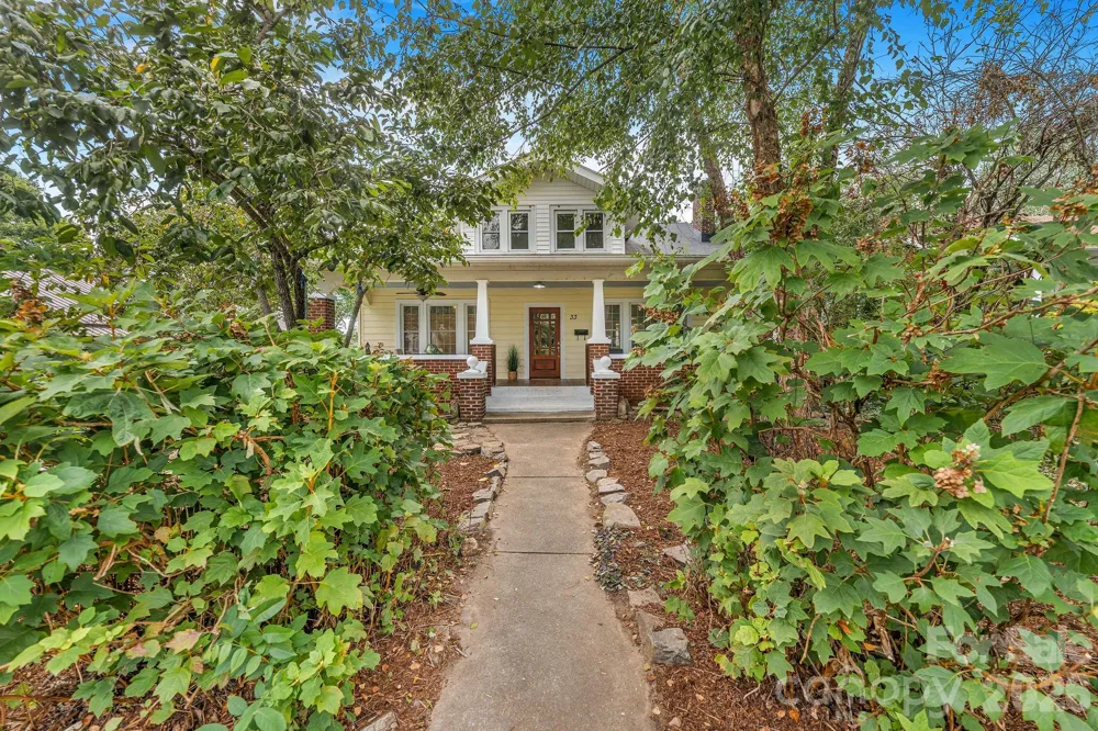 33 Fairfax Avenue Asheville, NC 28806