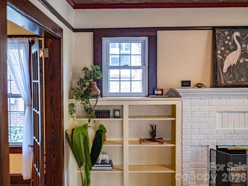 33 Fairfax Avenue Asheville, NC 28806