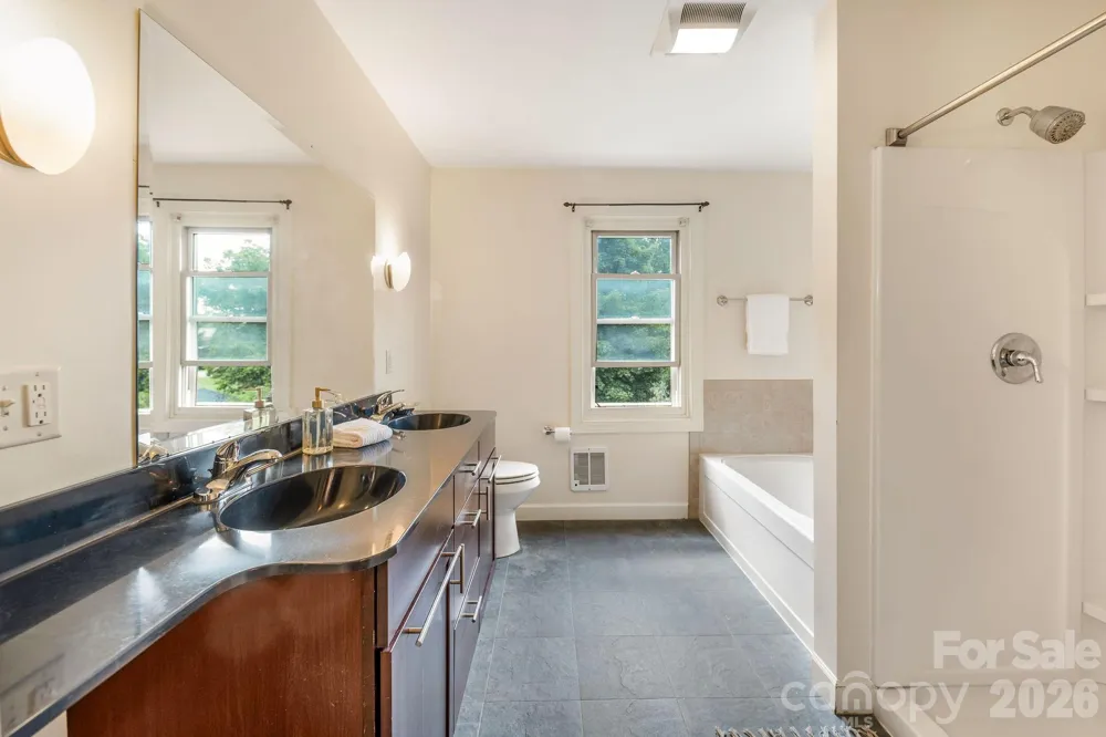 33 Fairfax Avenue Asheville, NC 28806