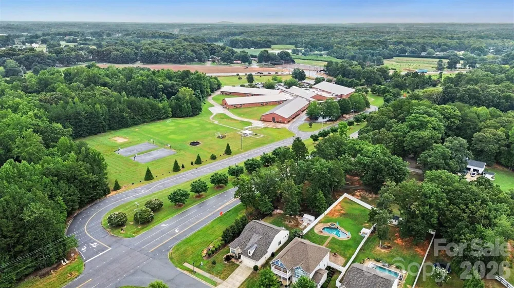 112 Elysian Estate Court Mooresville, NC 28115