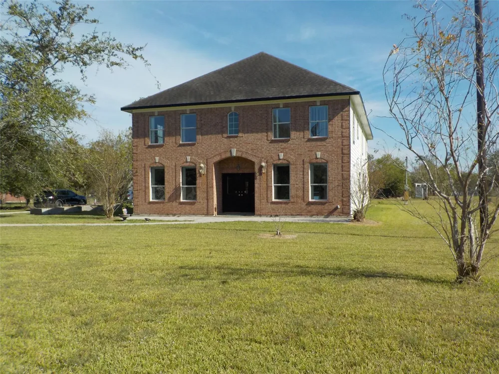 1927 County Road 486 Dayton, TX 77535