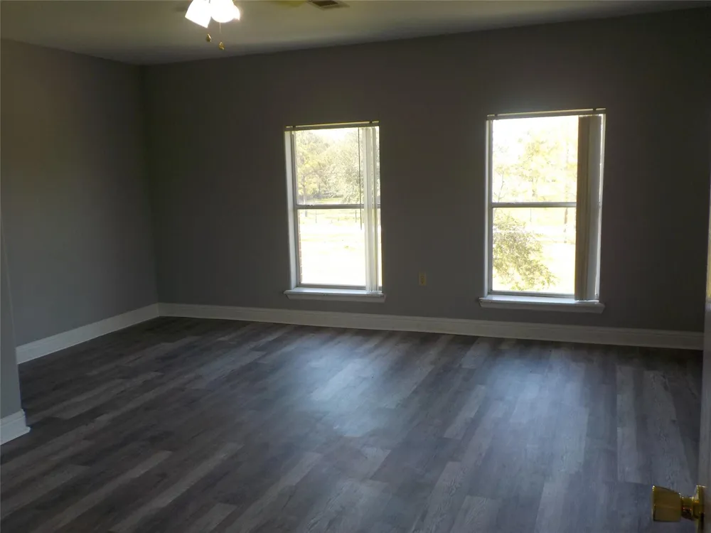 1927 County Road 486 Dayton, TX 77535