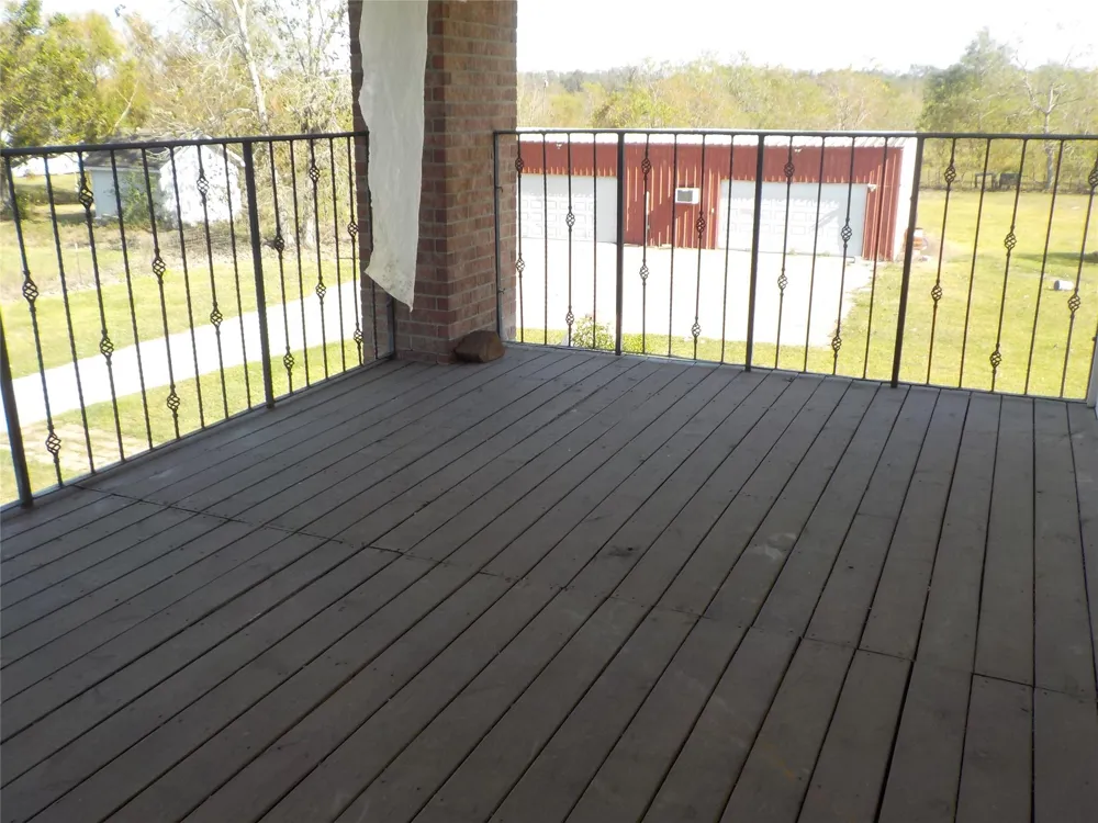 1927 County Road 486 Dayton, TX 77535