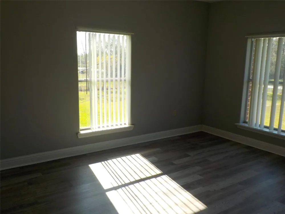 1927 County Road 486 Dayton, TX 77535