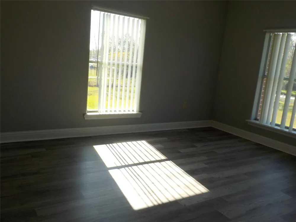 1927 County Road 486 Dayton, TX 77535
