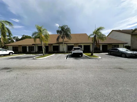 1040 PARKSIDE GREEN DRIVE #C