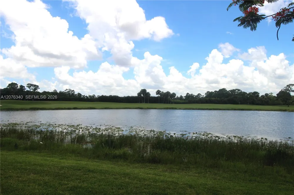 7635 Ironhorse Blvd West Palm Beach, FL 33412