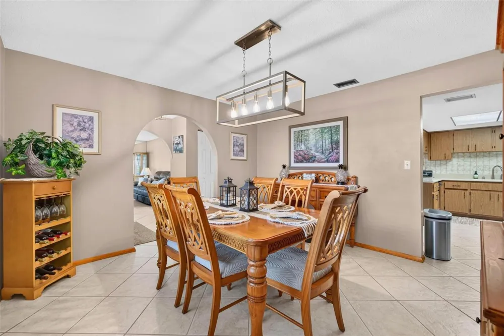6225 43RD AVENUE Kenneth City, FL 33709