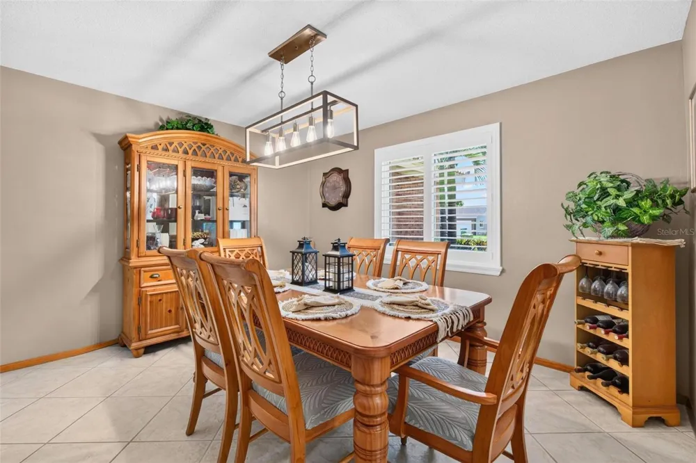 6225 43RD AVENUE Kenneth City, FL 33709