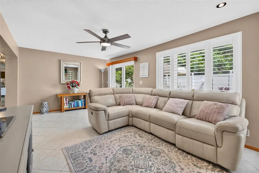 6225 43RD AVENUE Kenneth City, FL 33709