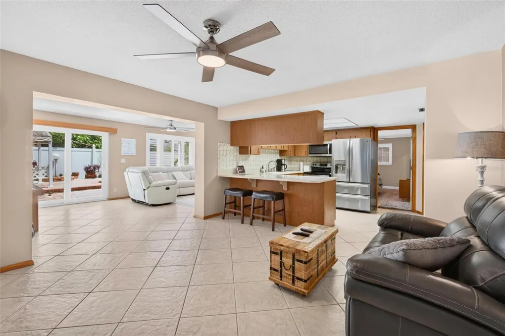 6225 43RD AVENUE Kenneth City, FL 33709