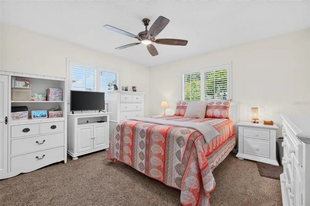 6225 43RD AVENUE Kenneth City, FL 33709