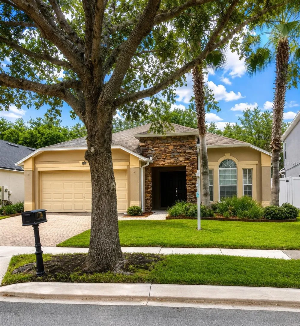 11513 MOSSY OAK DRIVE Orlando, FL 32832