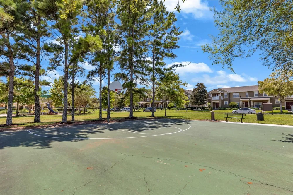 11513 MOSSY OAK DRIVE Orlando, FL 32832