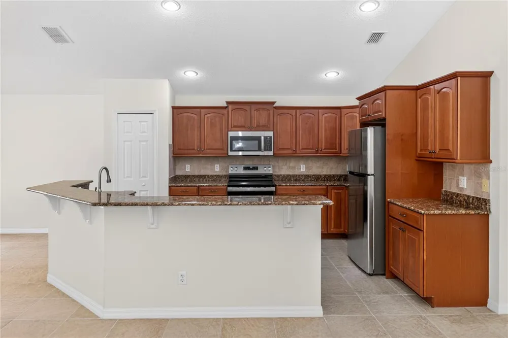 11513 MOSSY OAK DRIVE Orlando, FL 32832