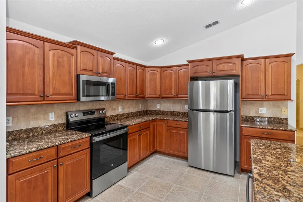 11513 MOSSY OAK DRIVE Orlando, FL 32832
