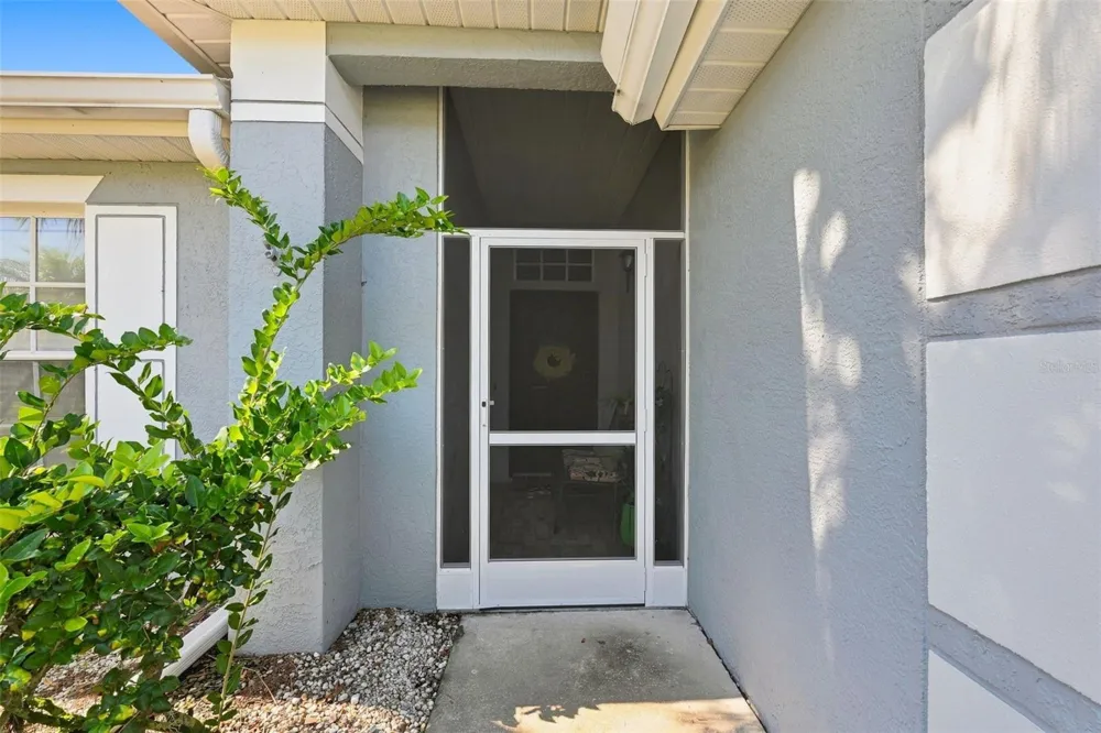 2418 OXFORD DOWN COURT #43 Sun City Center, FL 33573