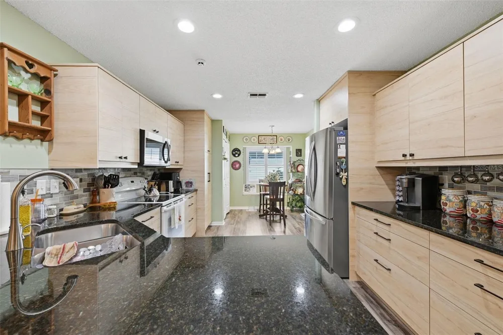2418 OXFORD DOWN COURT #43 Sun City Center, FL 33573