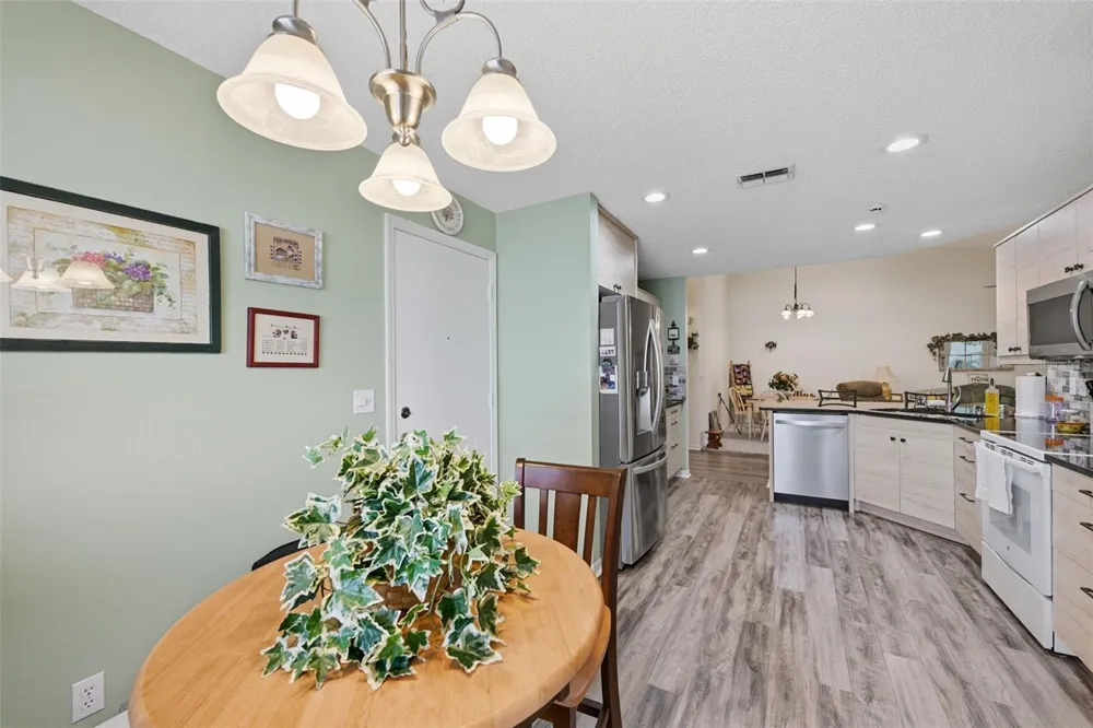 2418 OXFORD DOWN COURT #43 Sun City Center, FL 33573