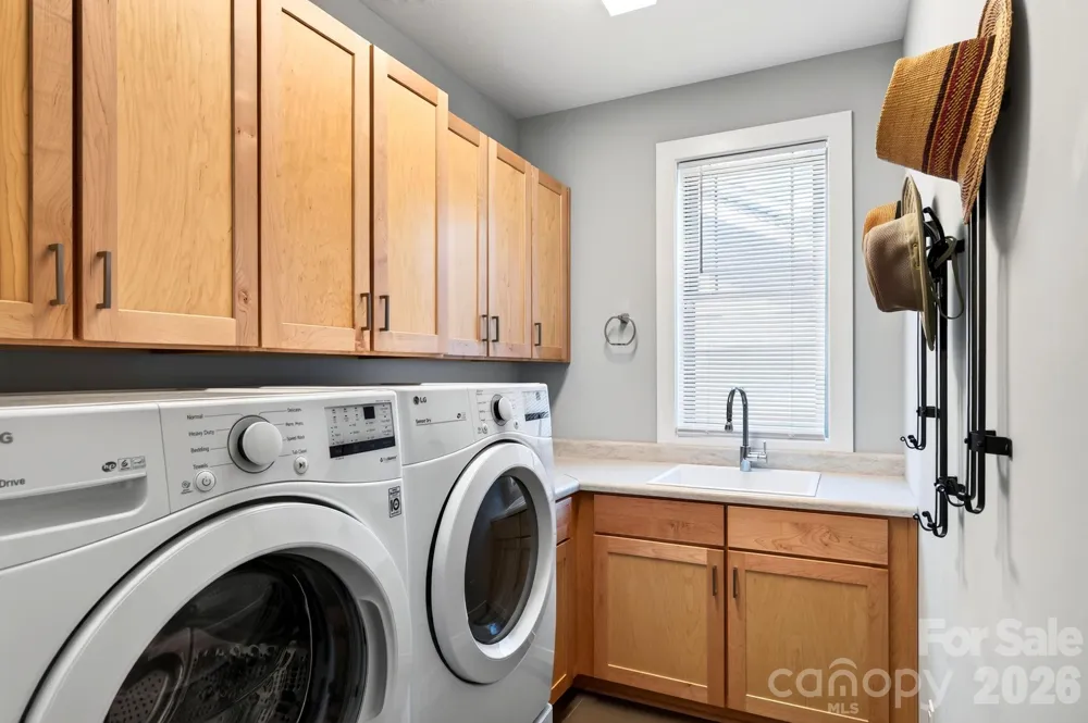 16 Britton Knoll Pass Arden, NC 28704