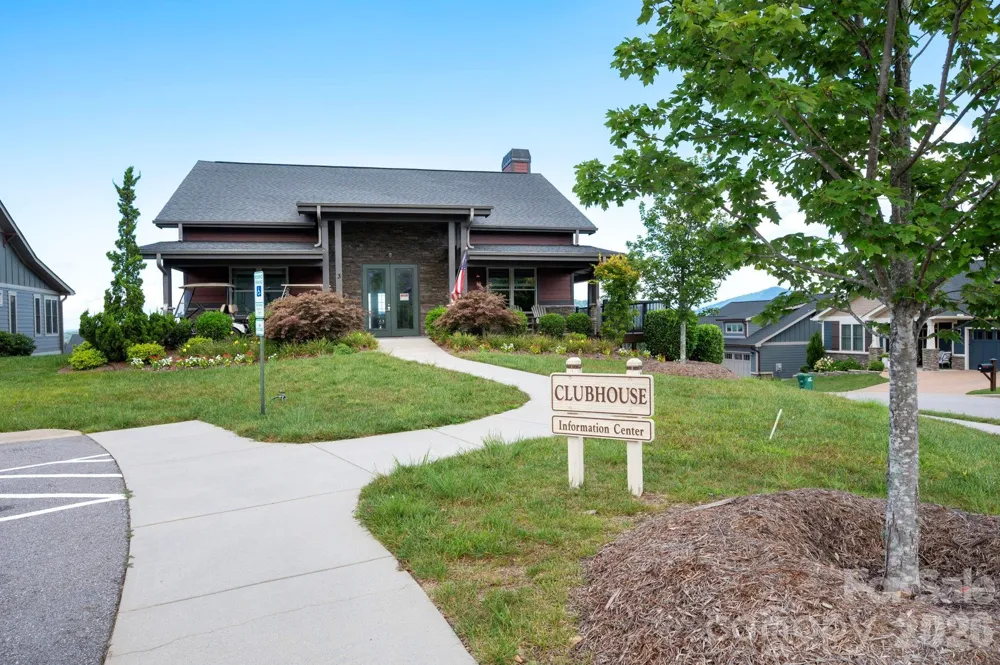 16 Britton Knoll Pass Arden, NC 28704